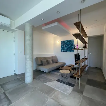 Sous Les Pins * Sanary-sur-Mer